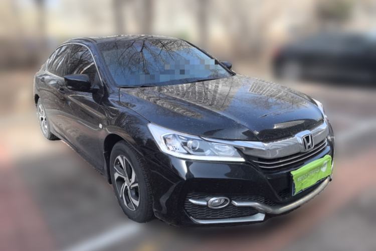 Used Honda Accord 2016 2.0L Comfort Edition Front Right 45 Deg