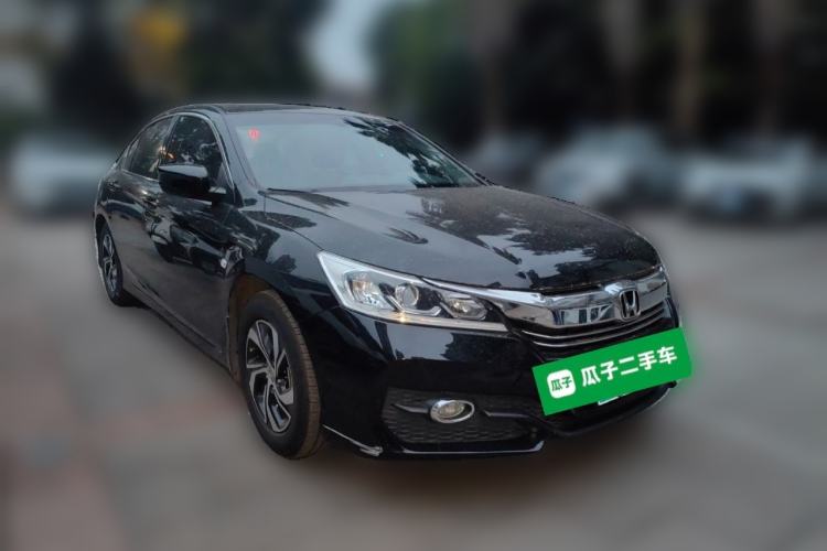 Used Honda Accord 2016 2.0L Comfort Edition Front Right 45 Deg