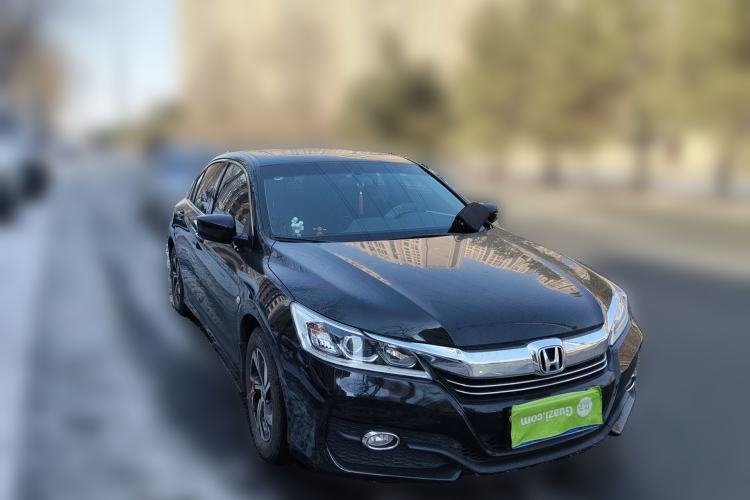 Used Honda Accord 2016 2.0L Comfort Edition Front Right 45 Deg