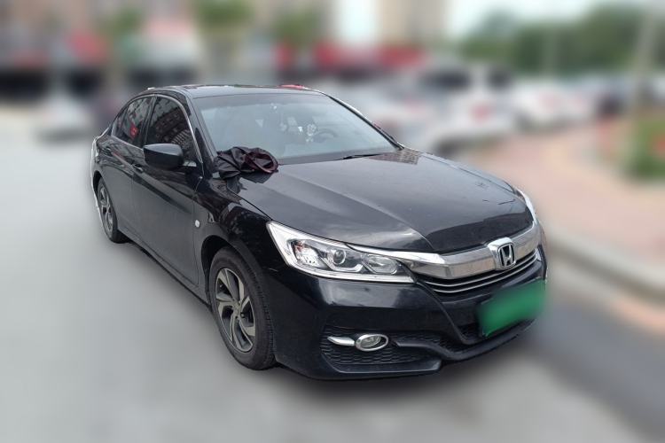 Used Honda Accord 2016 2.0L Comfort Edition Front Right 45 Deg