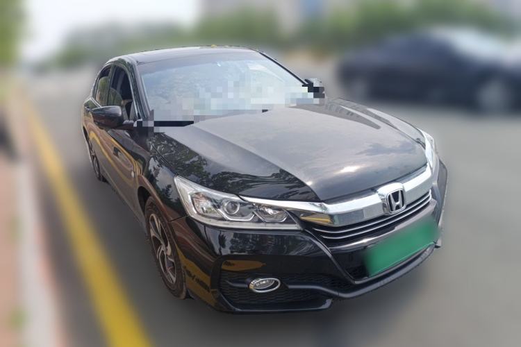 Used Honda Accord 2016 2.0L Comfort Edition Front Right 45 Deg