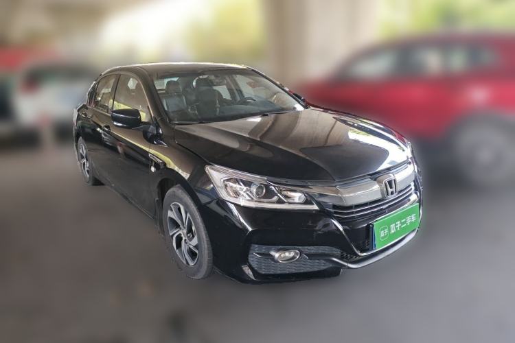 Used Honda Accord 2016 2.0L Comfort Edition Front Right 45 Deg