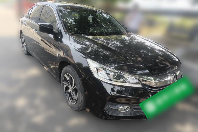 Used Honda Accord 2016 2.0L Comfort Edition Front Right 45 Deg