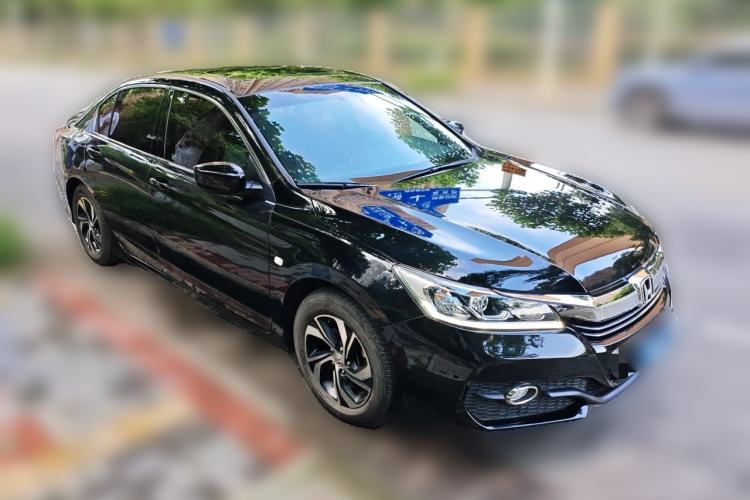Used Honda Accord 2016 2.0L Elite Edition Front Right 45 Deg