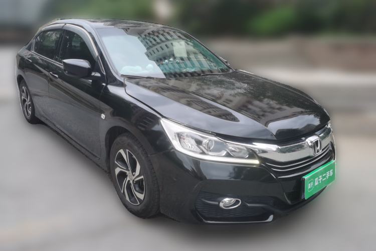 Used Honda Accord 2016 2.0L Elite Edition Front Right 45 Deg