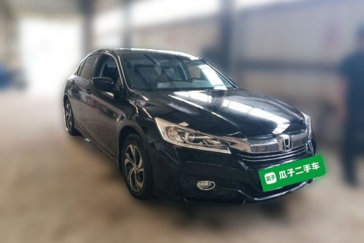 Used Honda Accord 2016 2.0L Elite Edition Front Right 45 Deg