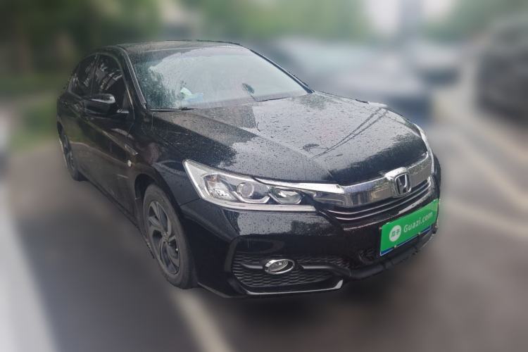 Used Honda Accord 2016 2.0L Comfort Edition Front Right 45 Deg
