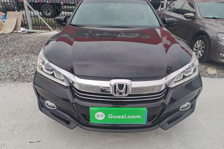 Used Honda Accord 2016 2.0L Luxury Edition Front