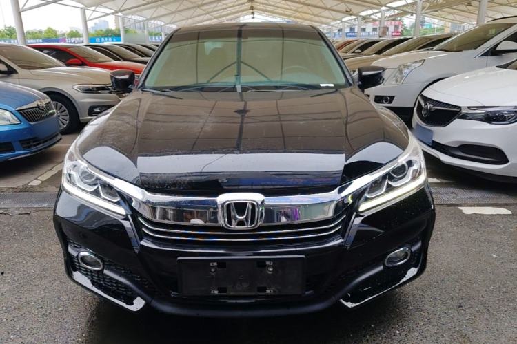 Used Honda Accord 2016 2.0L Comfort Edition Front