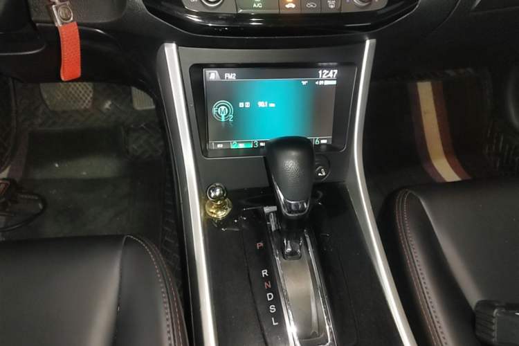Used Honda Accord 2016 2.0L Comfort Edition Gear Lever