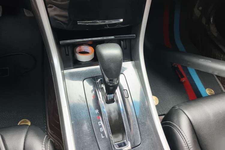 Used Honda Accord 2016 2.0L Comfort Edition Gear Lever