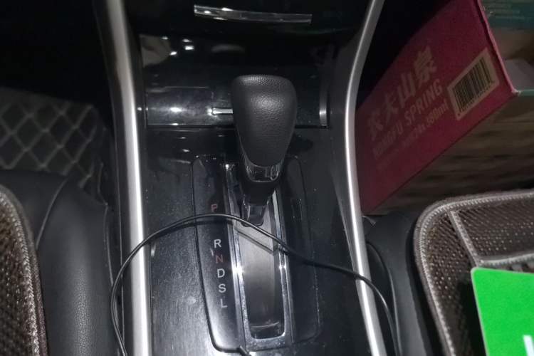 Used Honda Accord 2016 2.0L Comfort Edition Gear Lever