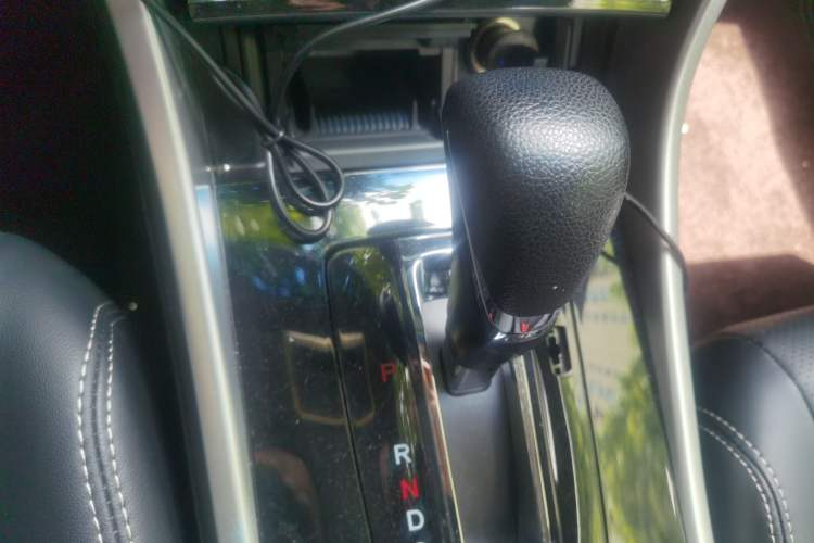 Used Honda Accord 2016 2.0L Comfort Edition Gear Lever