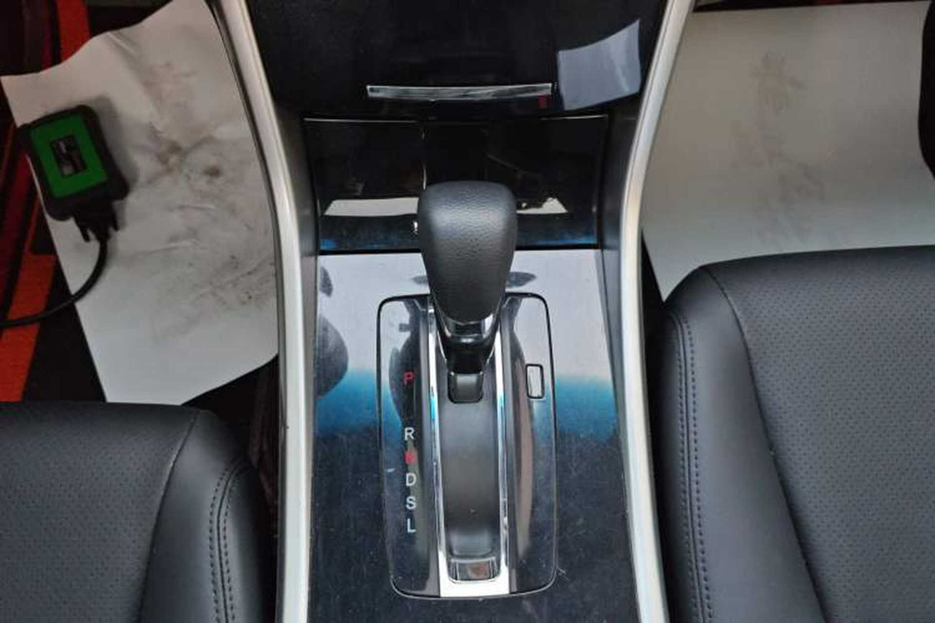 Used Honda Accord 2016 2.0L Comfort Edition Gear Lever