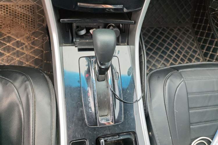 Used Honda Accord 2016 2.0L Comfort Edition Gear Lever