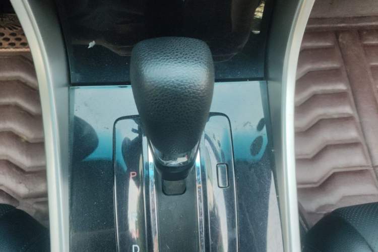 Used Honda Accord 2016 2.0L Comfort Edition Gear Lever