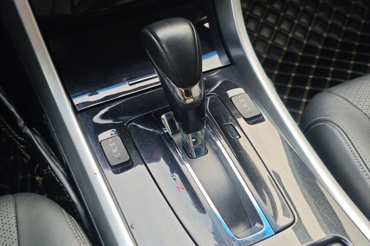 Used Honda Accord 2016 2.0L Elite Edition Gear Lever