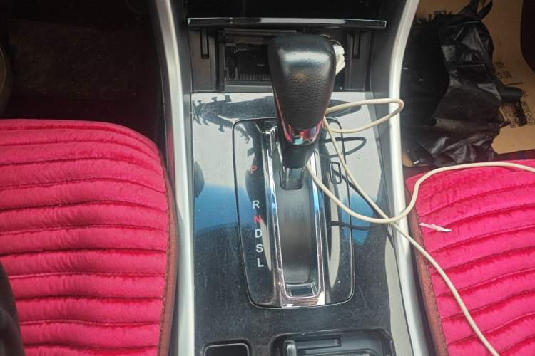 Used Honda Accord 2016 2.0L Comfort Edition Gear Lever
