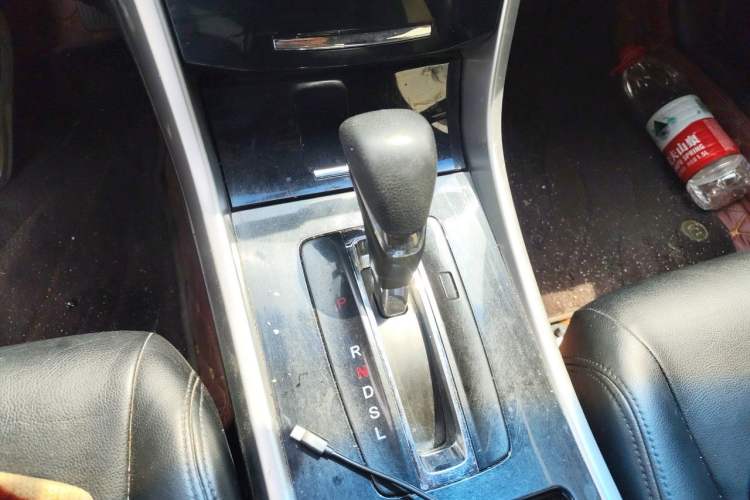 Used Honda Accord 2016 2.0L Comfort Edition Gear Lever