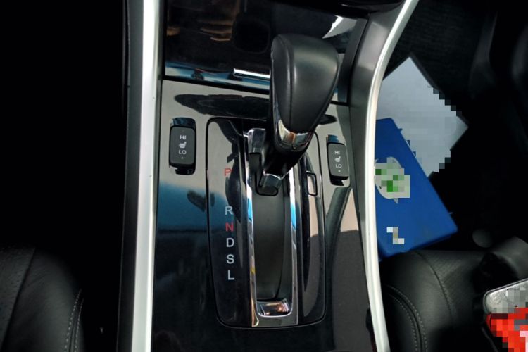Used Honda Accord 2016 2.0L Elite Edition Gear Lever