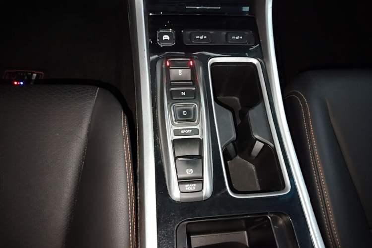 Used Honda Accord 2016 Hybrid 2.0L Sharp Edition Gear Lever