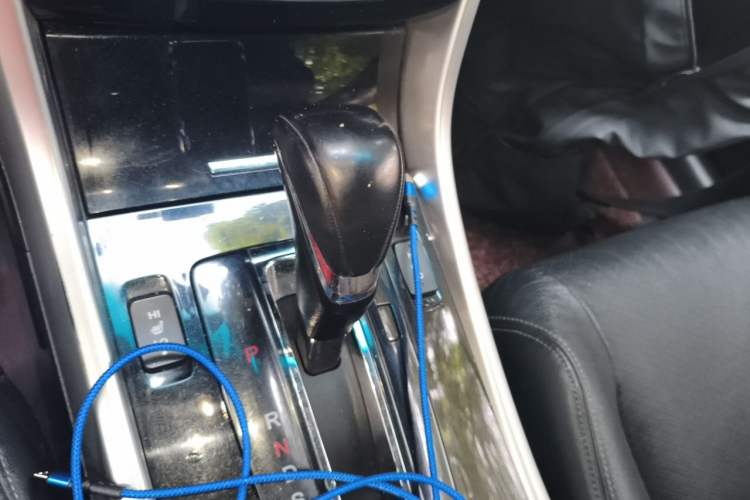 Used Honda Accord 2016 2.0L Elite Edition Gear Lever