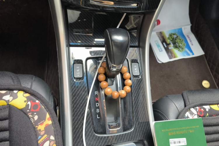 Used Honda Accord 2016 2.0L Elite Edition Gear Lever