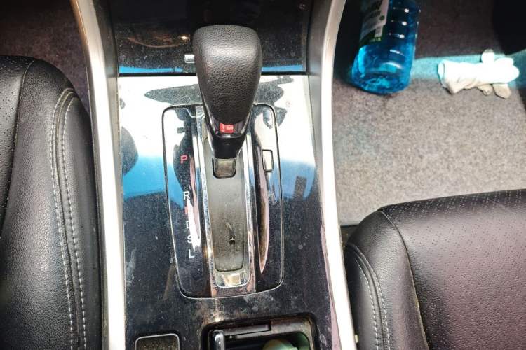 Used Honda Accord 2016 2.0L Comfort Edition Gear Lever