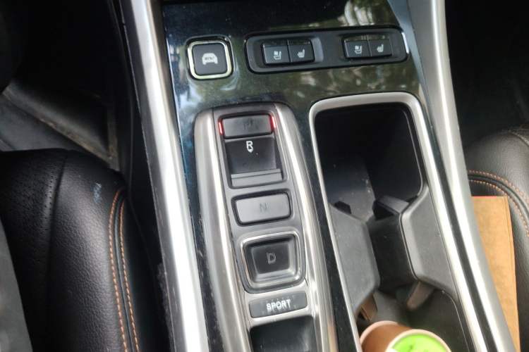 Used Honda Accord 2016 Hybrid 2.0L Prestige Edition Gear Lever