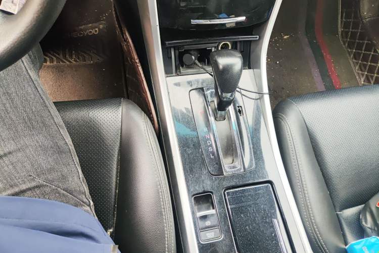 Used Honda Accord 2016 2.0L Comfort Edition Gear Lever