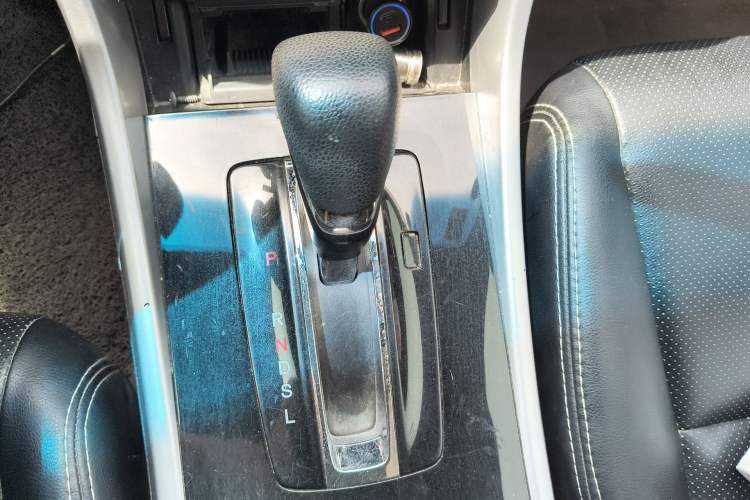 Used Honda Accord 2016 2.0L Comfort Edition Gear Lever