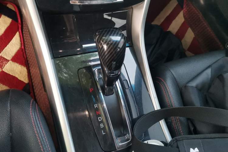 Used Honda Accord 2016 2.0L Comfort Edition Gear Lever