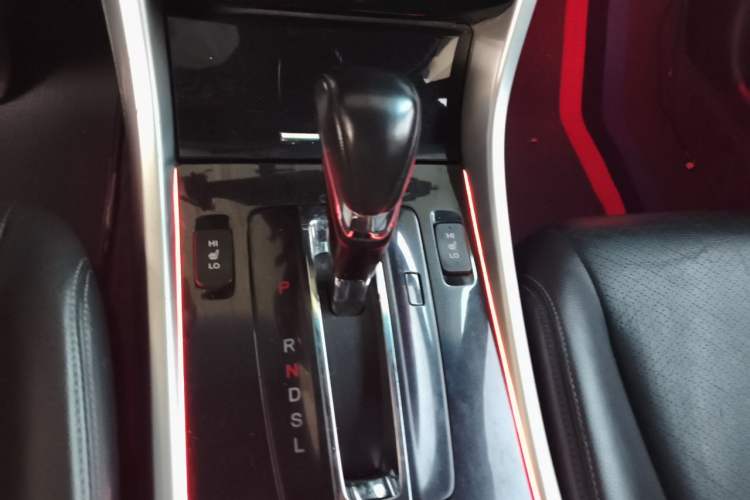 Used Honda Accord 2016 2.0L Elite Edition Gear Lever