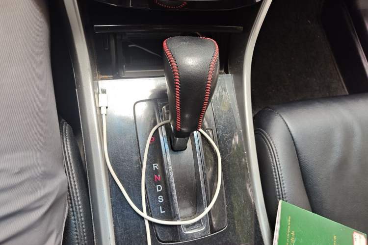 Used Honda Accord 2016 2.0L Comfort Edition Gear Lever