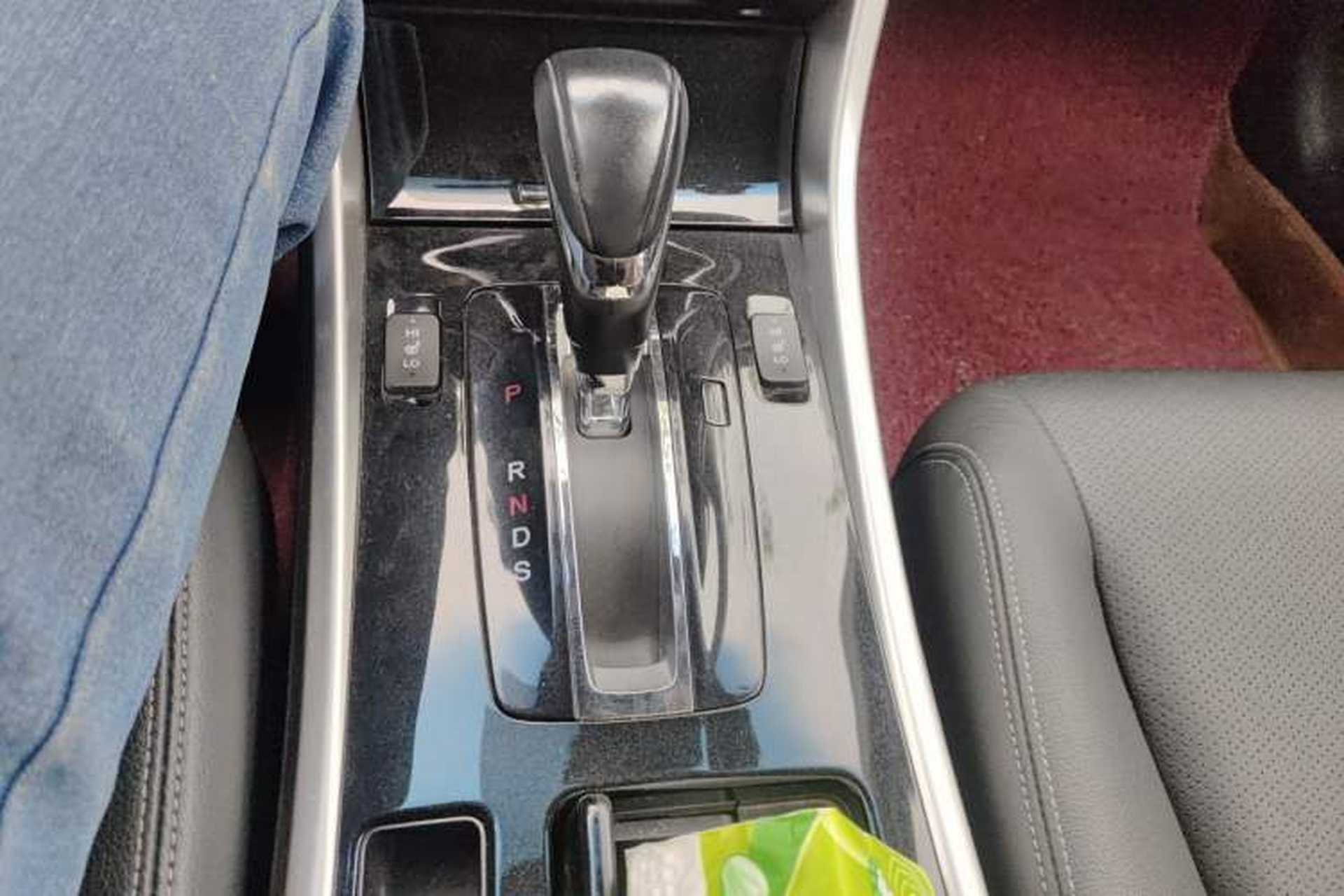 Used Honda Accord 2016 2.4L Zhi Rui Edition Gear Lever