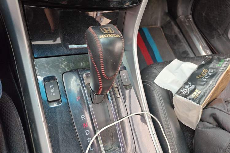 Used Honda Accord 2016 2.0L Elite Edition Gear Lever