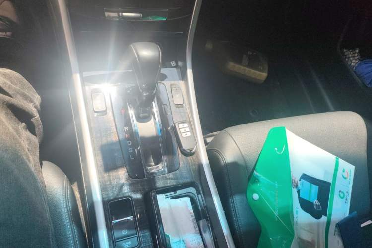 Used Honda Accord 2016 2.4L EX New Year Limited Edition Special Package Gear Lever