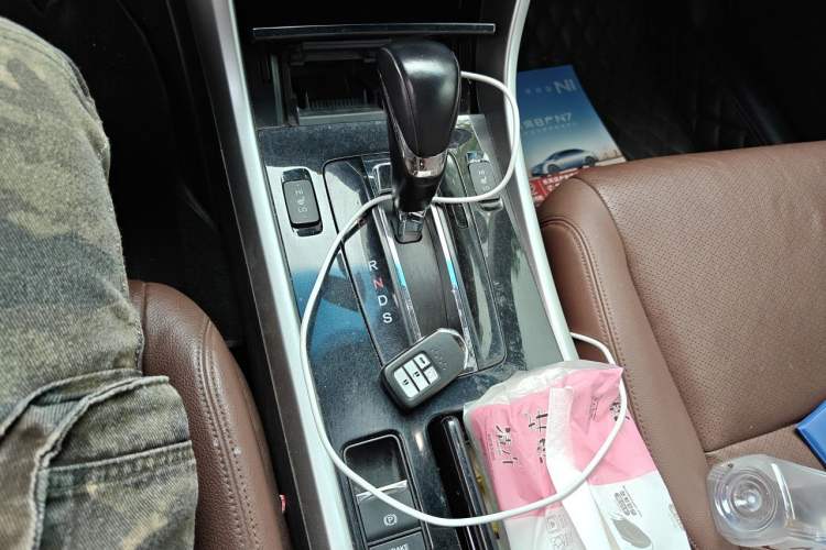 Used Honda Accord 2016 2.4L Luxury Edition Gear Lever
