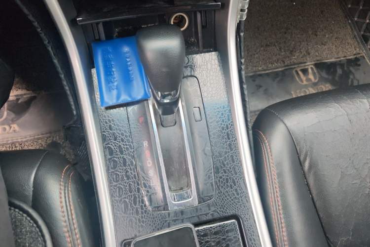 Used Honda Accord 2016 2.0L Comfort Edition Gear Lever
