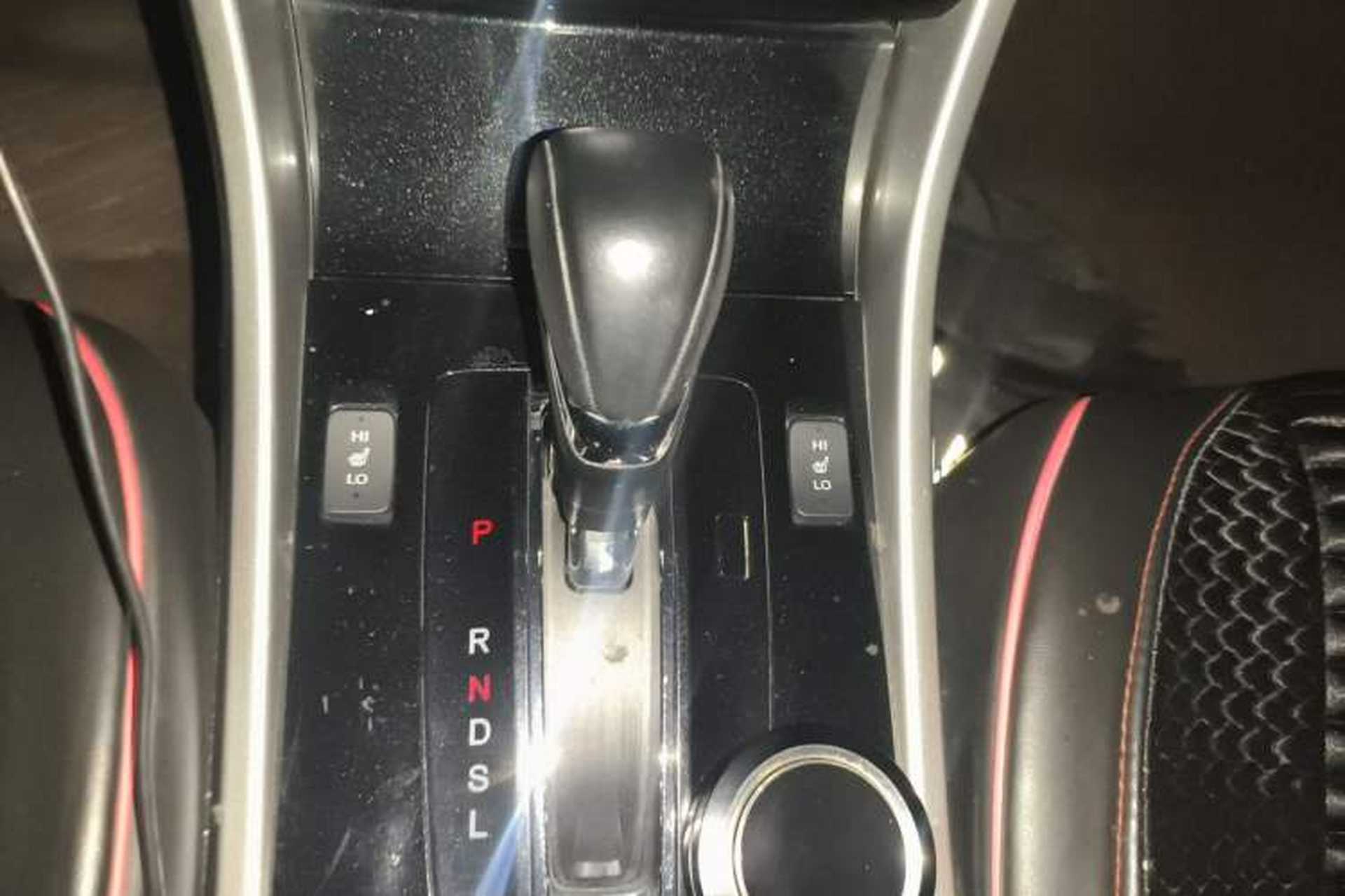 Used Honda Accord 2016 2.0L Elite Edition Gear Lever