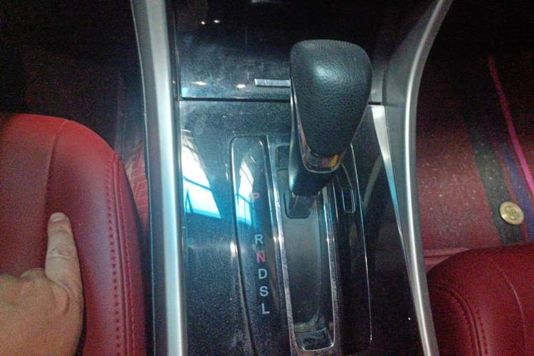 Used Honda Accord 2016 2.0L Comfort Edition Gear Lever