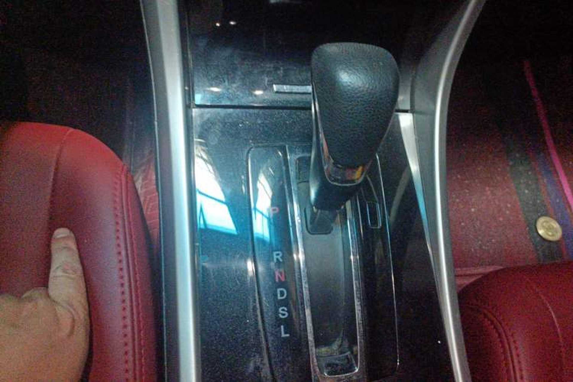 Used Honda Accord 2016 2.0L Comfort Edition Gear Lever
