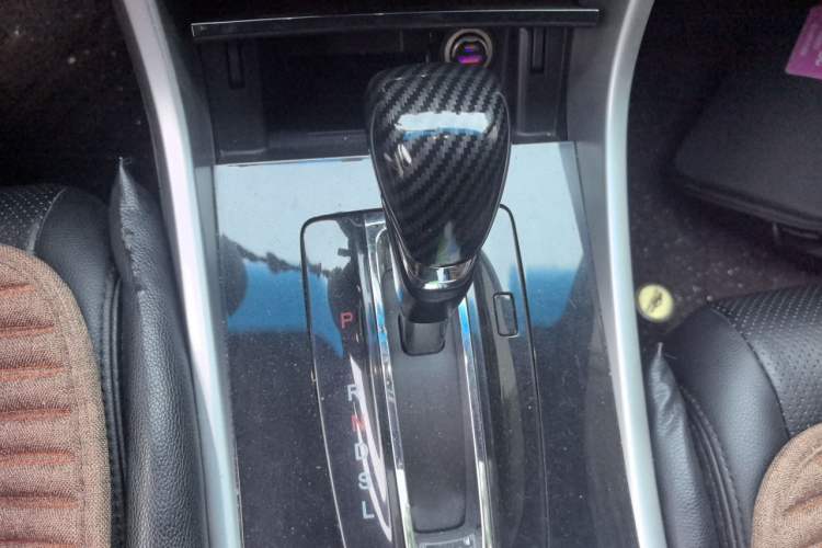 Used Honda Accord 2016 2.0L Comfort Edition Gear Lever