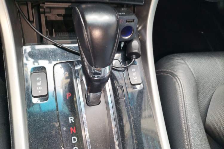 Used Honda Accord 2016 2.0L Elite Edition Gear Lever