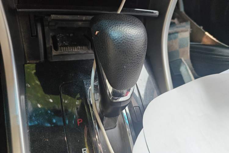 Used Honda Accord 2016 2.0L Comfort Edition Gear Lever