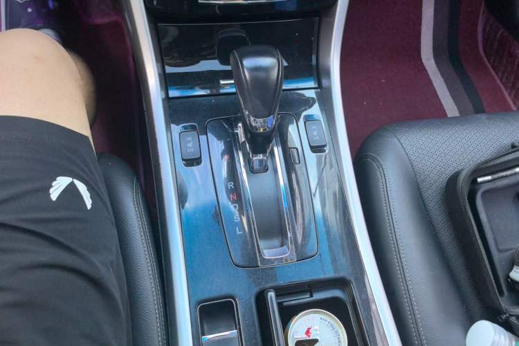 Used Honda Accord 2016 2.0L Elite Edition Gear Lever