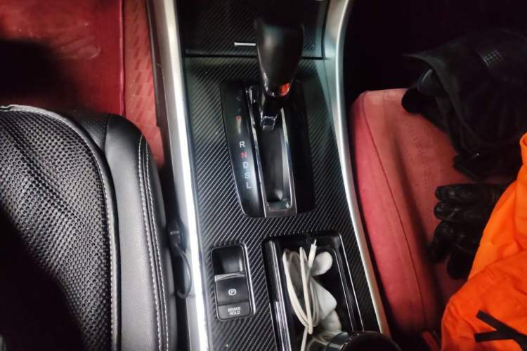 Used Honda Accord 2016 2.0L Comfort Edition Gear Lever
