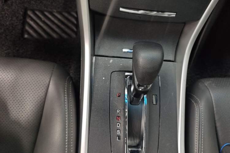 Used Honda Accord 2016 2.0L Comfort Edition Gear Lever