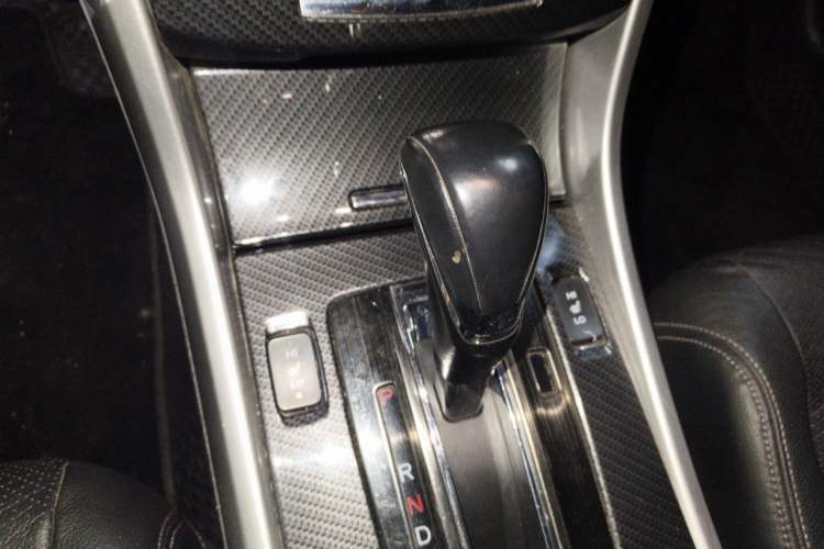 Used Honda Accord 2016 2.0L Elite Edition Gear Lever