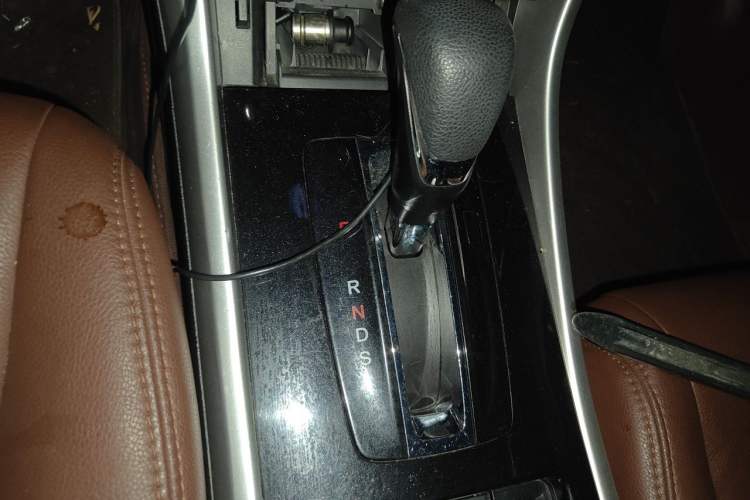Used Honda Accord 2016 2.0L Comfort Edition Gear Lever